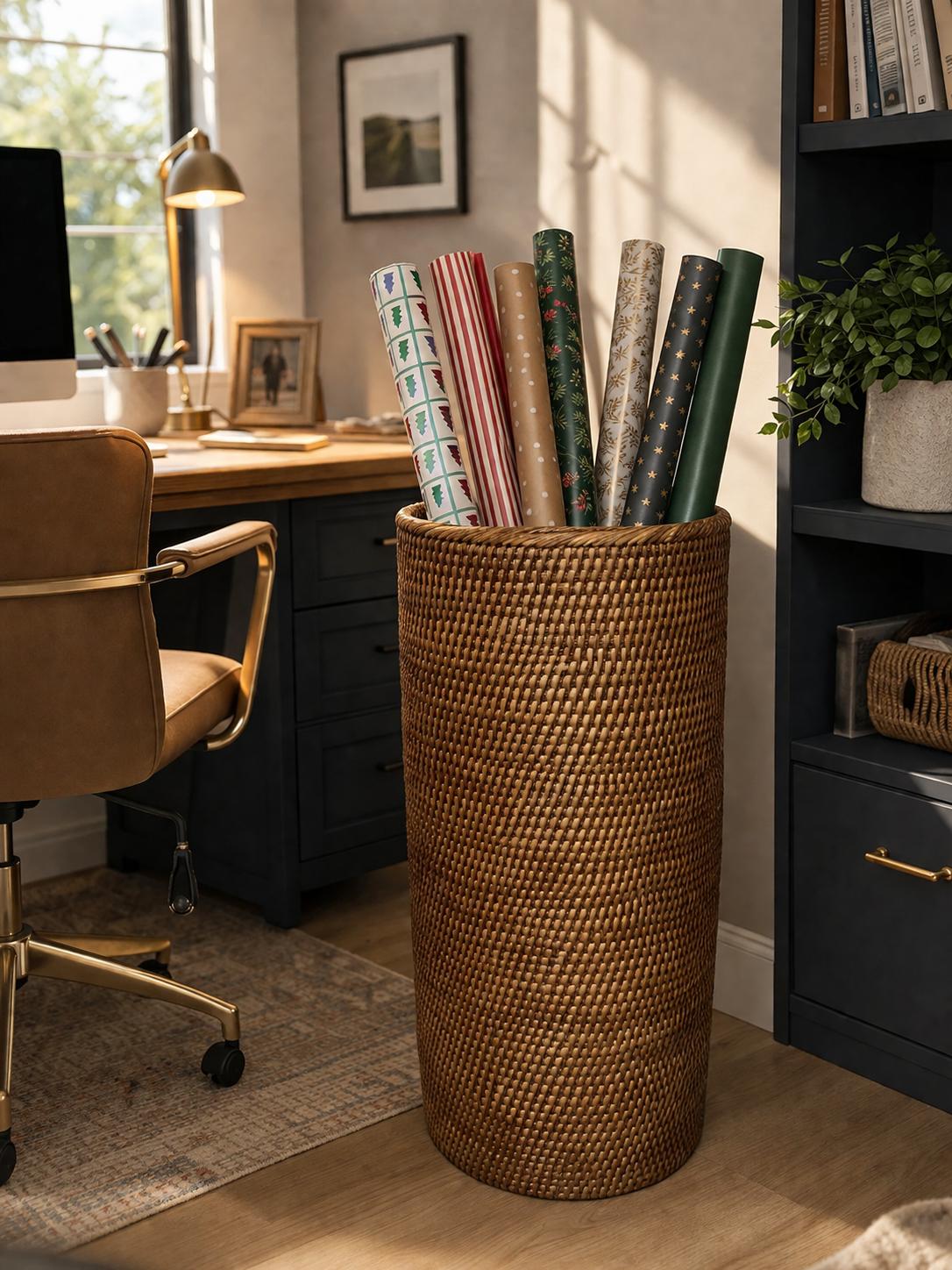 Handwoven Rattan Umbrella Stand (Natural)